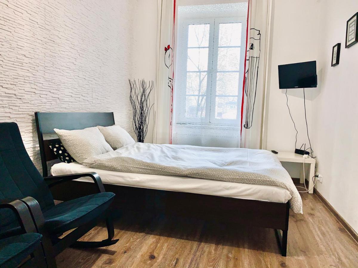 Apartament W Centrum :) Краков Экстерьер фото