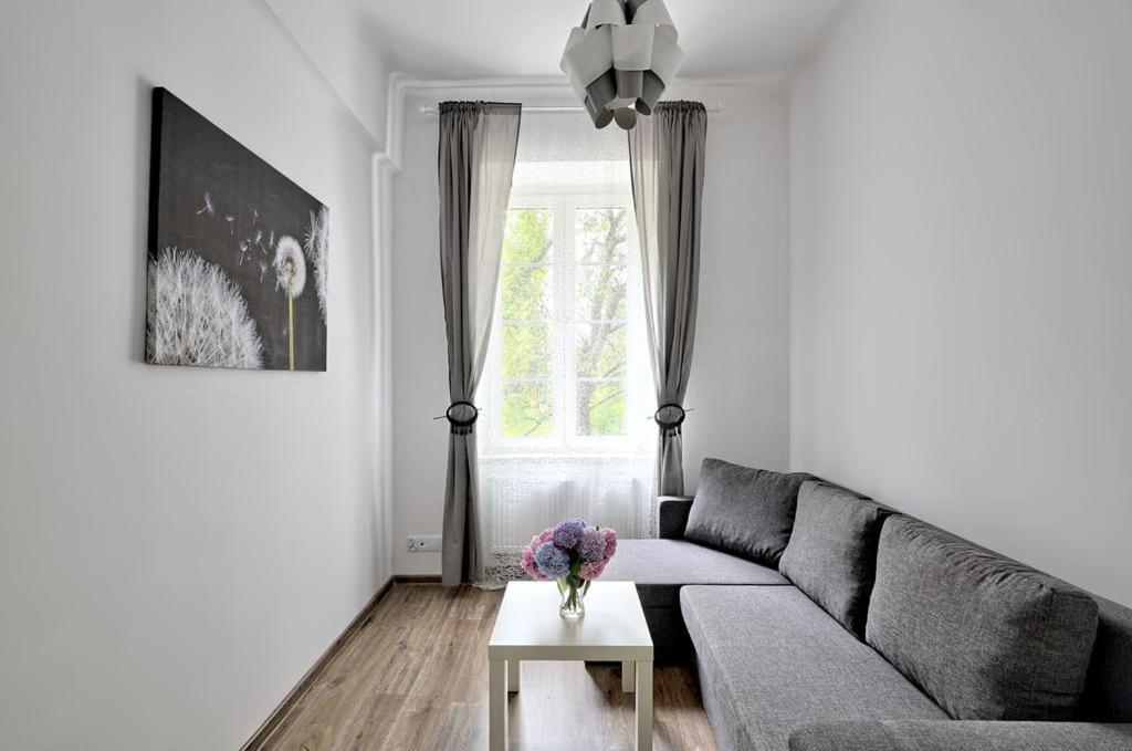 Apartament W Centrum :) Краков Экстерьер фото